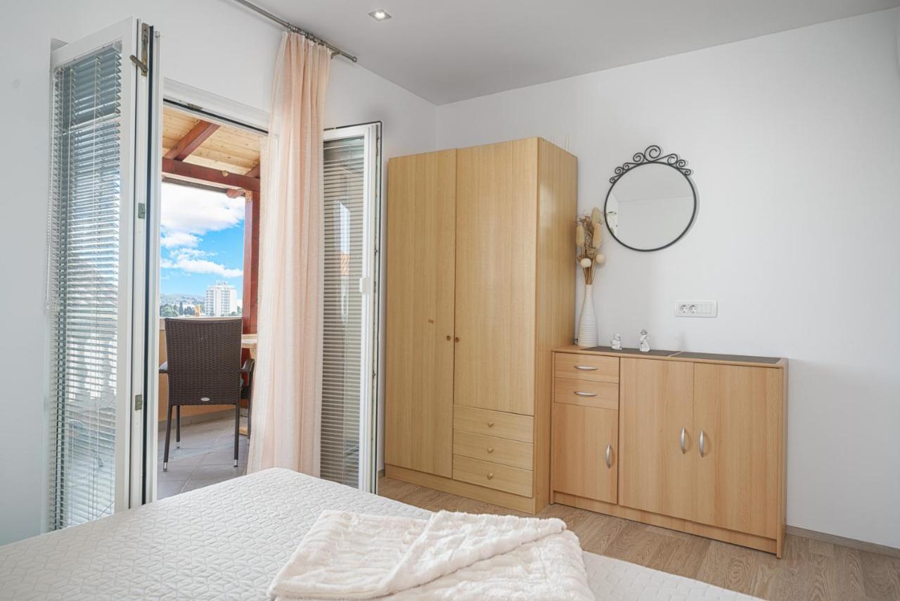 Apartments Vesna 沃迪切 外观 照片